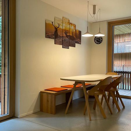 Ferienwohnung 3,5 Zimmer Direkt An Ski- Und Bikepiste Flims Exterior photo