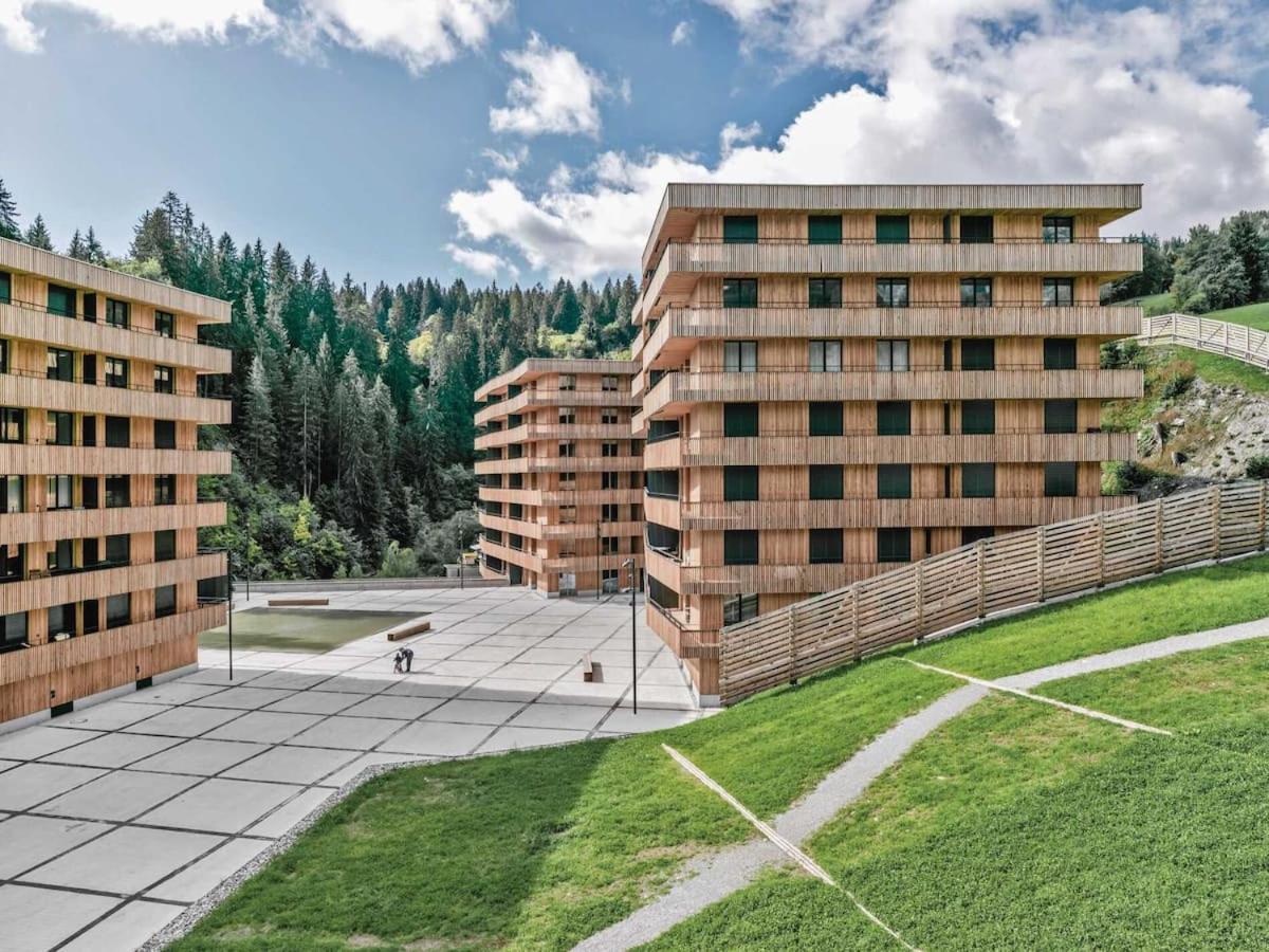 Ferienwohnung 3,5 Zimmer Direkt An Ski- Und Bikepiste Flims Exterior photo