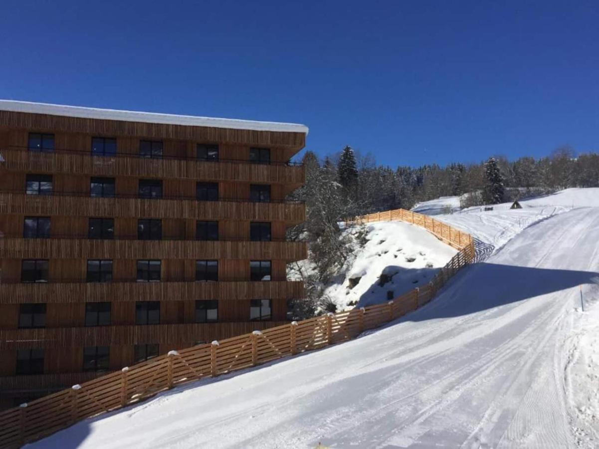 Ferienwohnung 3,5 Zimmer Direkt An Ski- Und Bikepiste Flims Exterior photo